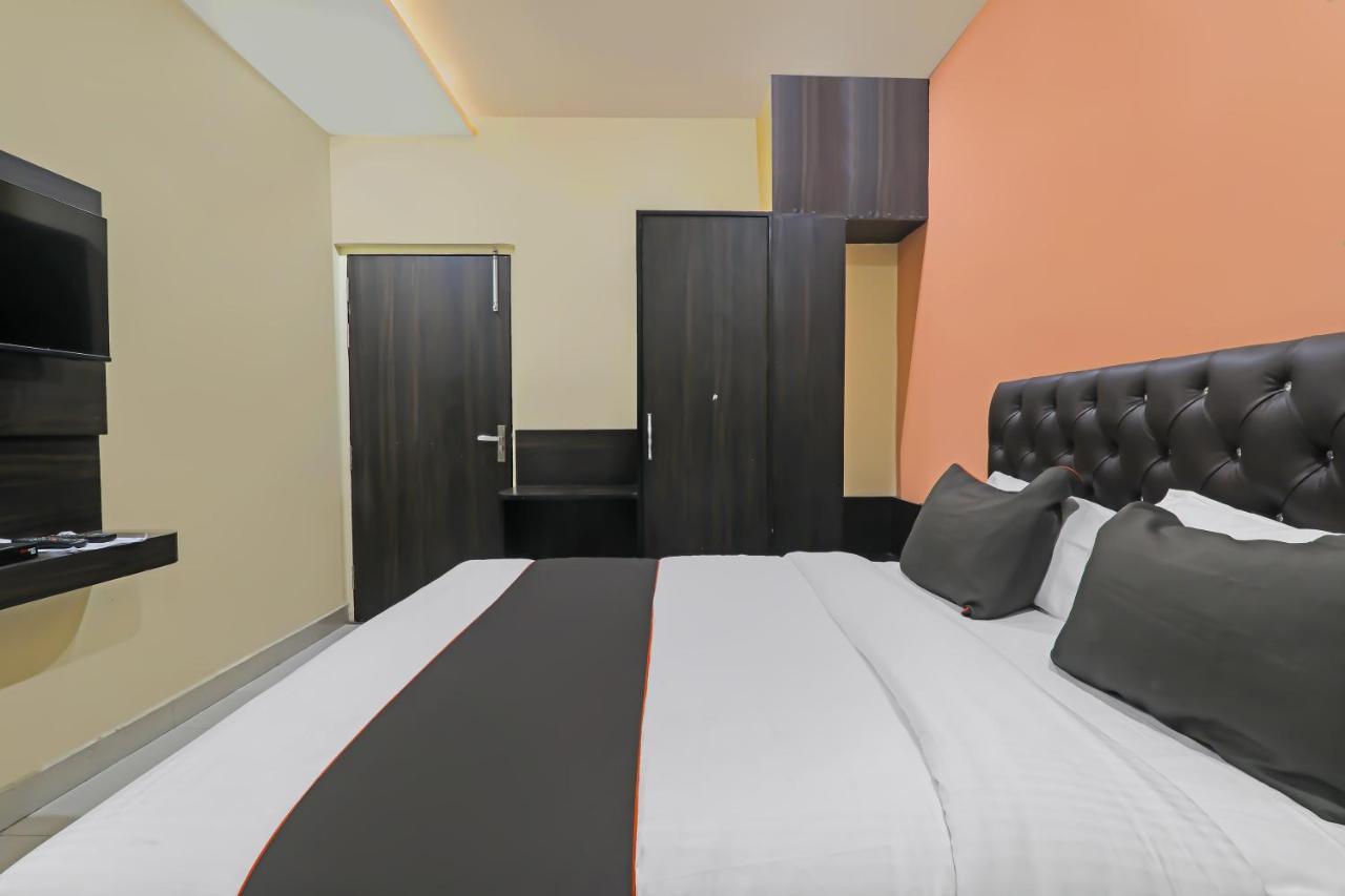 Collection O Mvd Gomti Nagar Hotel 3*